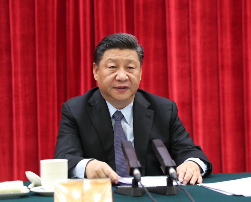 11月23日,中共中央在北京人民大会堂举行纪念刘少奇同志诞辰120周年座谈会。中共中央总书记、国家主席、中央军委主席习近平发表重要讲话,中共中央政治局常委李克强、栗战书、汪洋、王沪宁、赵乐际、韩正出席座谈会。